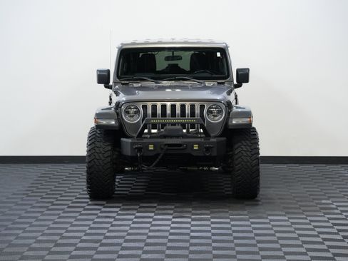 Used 2018 Jeep Wrangler Unlimited Sahara w/ Safety Group AWD/4WD image 4