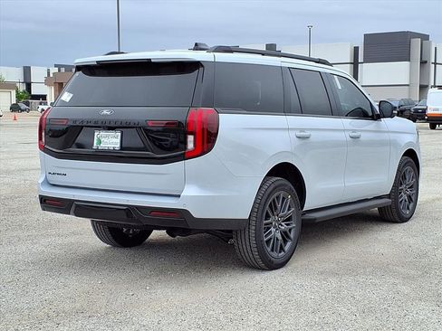 New 2026 Ford Expedition Platinum w/ Stealth Appearance Package AWD/4WD image 11