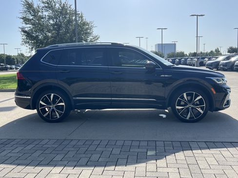 Used 2024 Volkswagen Tiguan SEL R-Line w/ MDO Package, Two-Row AWD/4WD image 10