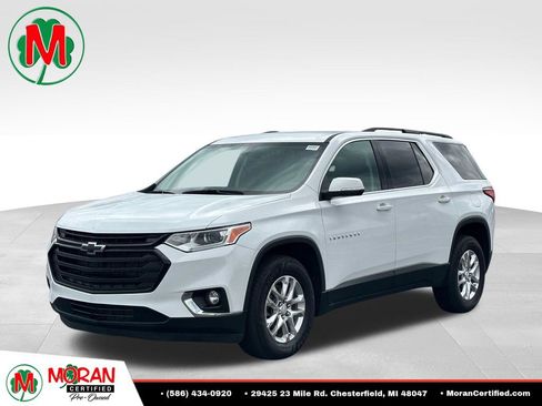 Used 2021 Chevrolet Traverse LT FWD image 1