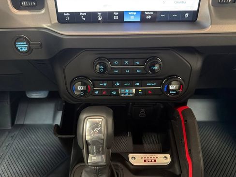 Used 2026 Ford Bronco Outer Banks w/ Sasquatch Package AWD/4WD image 22