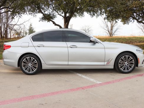 Used 2017 BMW 540i xDrive AWD/4WD image 8