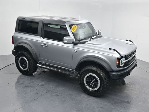 Used 2023 Ford Bronco Outer Banks w/ Sasquatch Package image 40