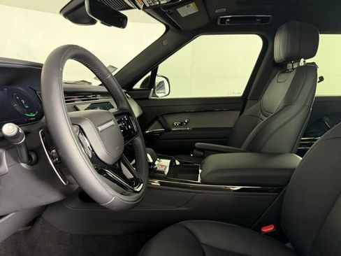 New 2025 Land Rover Range Rover Sport Dynamic SE AWD/4WD image 34
