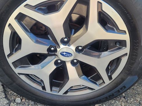 Used 2021 Subaru Forester Premium AWD/4WD image 46