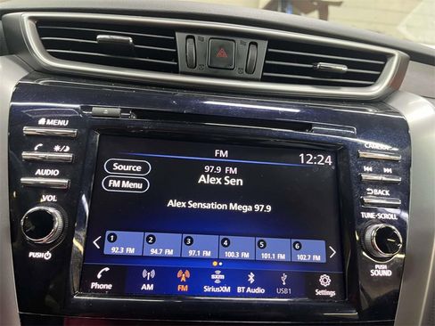 Used 2020 Nissan Murano SV w/ Premium Package image 18