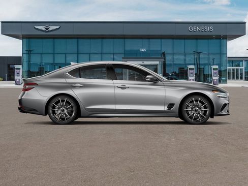 New 2026 Genesis G70 2.5T image 4