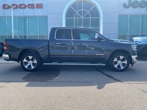 Used 2020 RAM 1500 Laramie AWD/4WD image 4