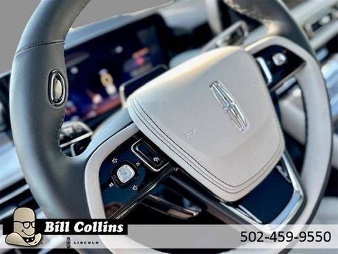 New 2025 Lincoln Aviator Premiere w/ Jet Appearance Package image 12