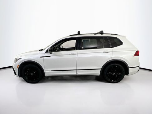 Used 2022 Volkswagen Tiguan SE R-Line image 8