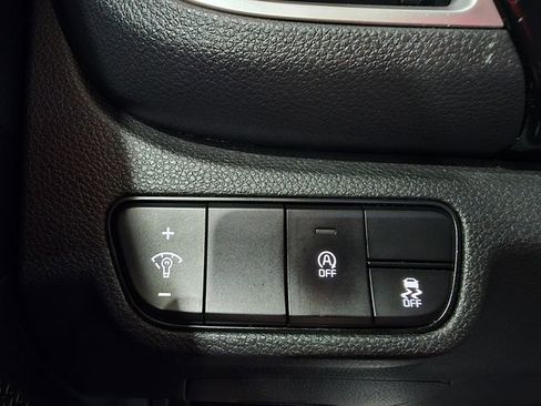 Used 2024 Kia Seltos S AWD/4WD image 18