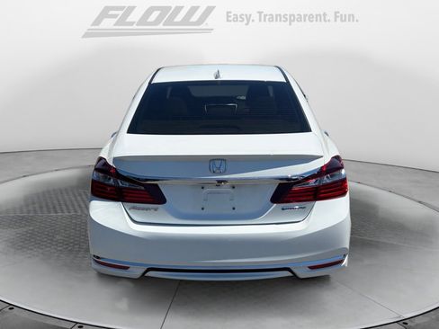 Used 2017 Honda Accord EX-L image 8
