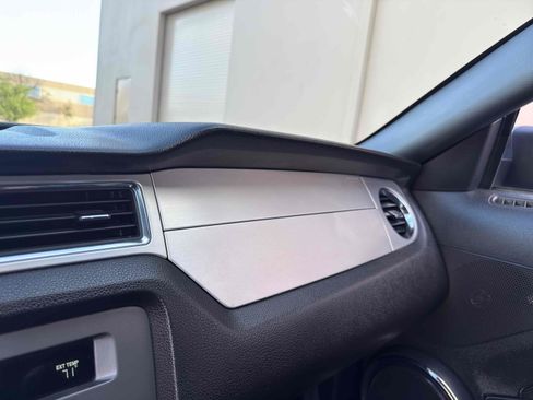 Used 2010 Ford Mustang Premium image 46