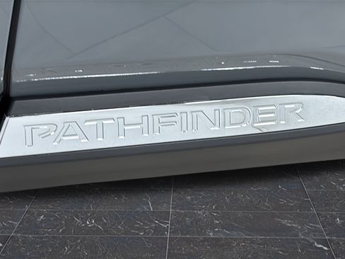 Used 2024 Nissan Pathfinder Platinum w/ Cargo Package AWD/4WD image 43