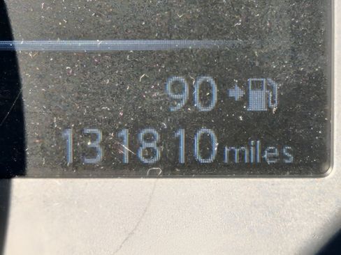 Used 2017 Nissan Rogue SV FWD image 20