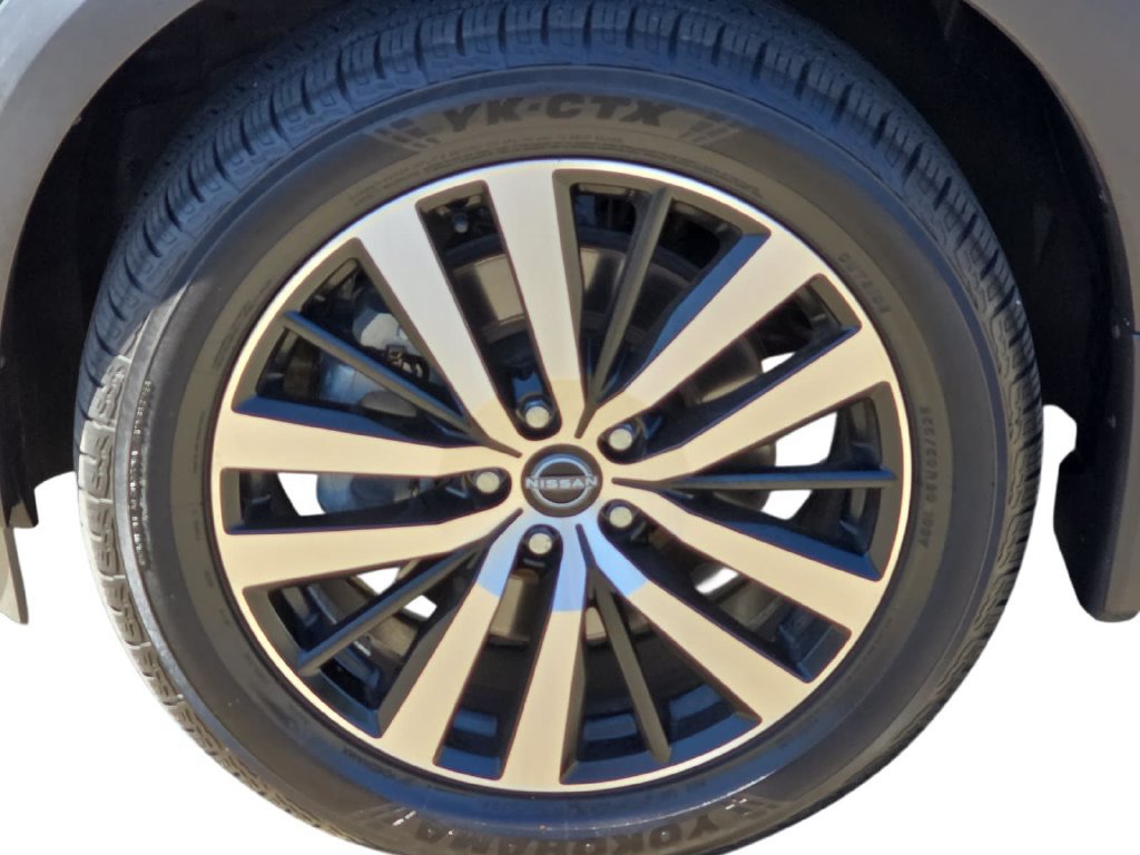 Used 2023 Nissan Pathfinder Platinum w/ Cargo Package FWD image 32