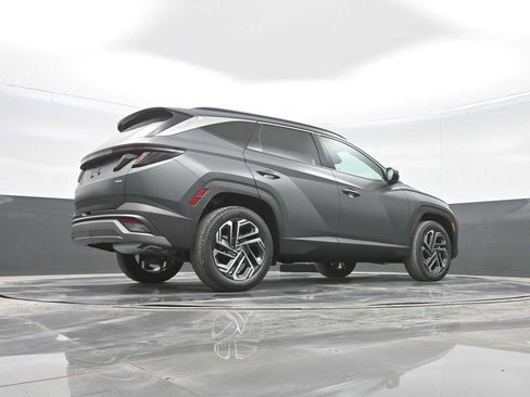 New 2026 Hyundai Tucson Limited image 37