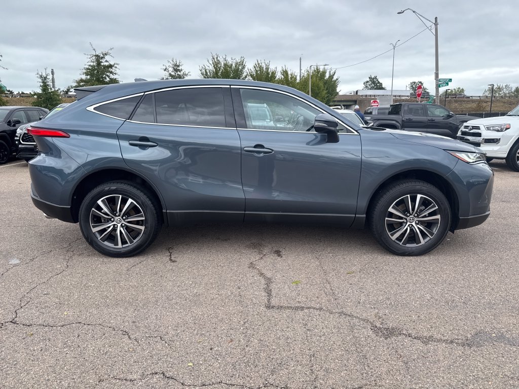 Used 2023 Toyota Venza LE AWD/4WD image 10