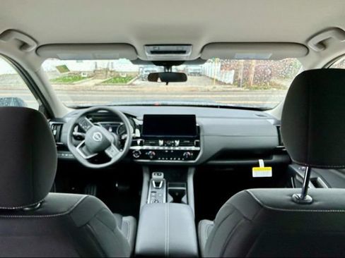 New 2026 Nissan Pathfinder SV AWD/4WD image 7