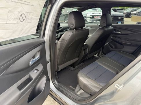 New 2026 Buick Envista Preferred FWD image 9