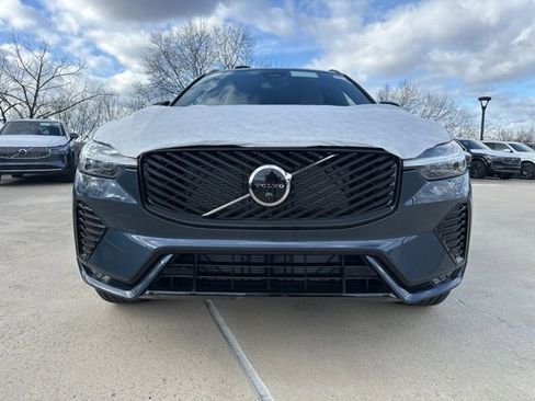 New 2026 Volvo XC60 B5 Plus w/ Protection Package Premier image 2