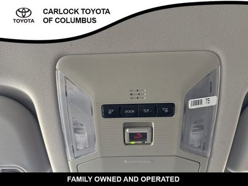 Used 2023 Toyota RAV4 LE AWD/4WD image 29