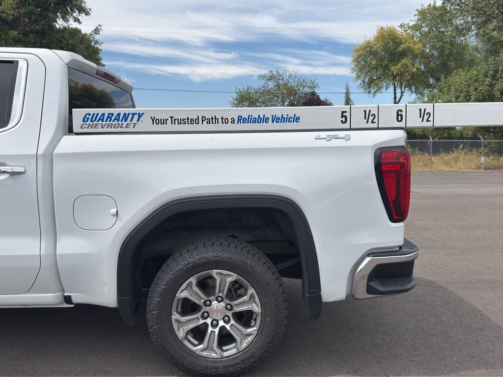 Used 2025 GMC Sierra 1500 SLT AWD/4WD image 24