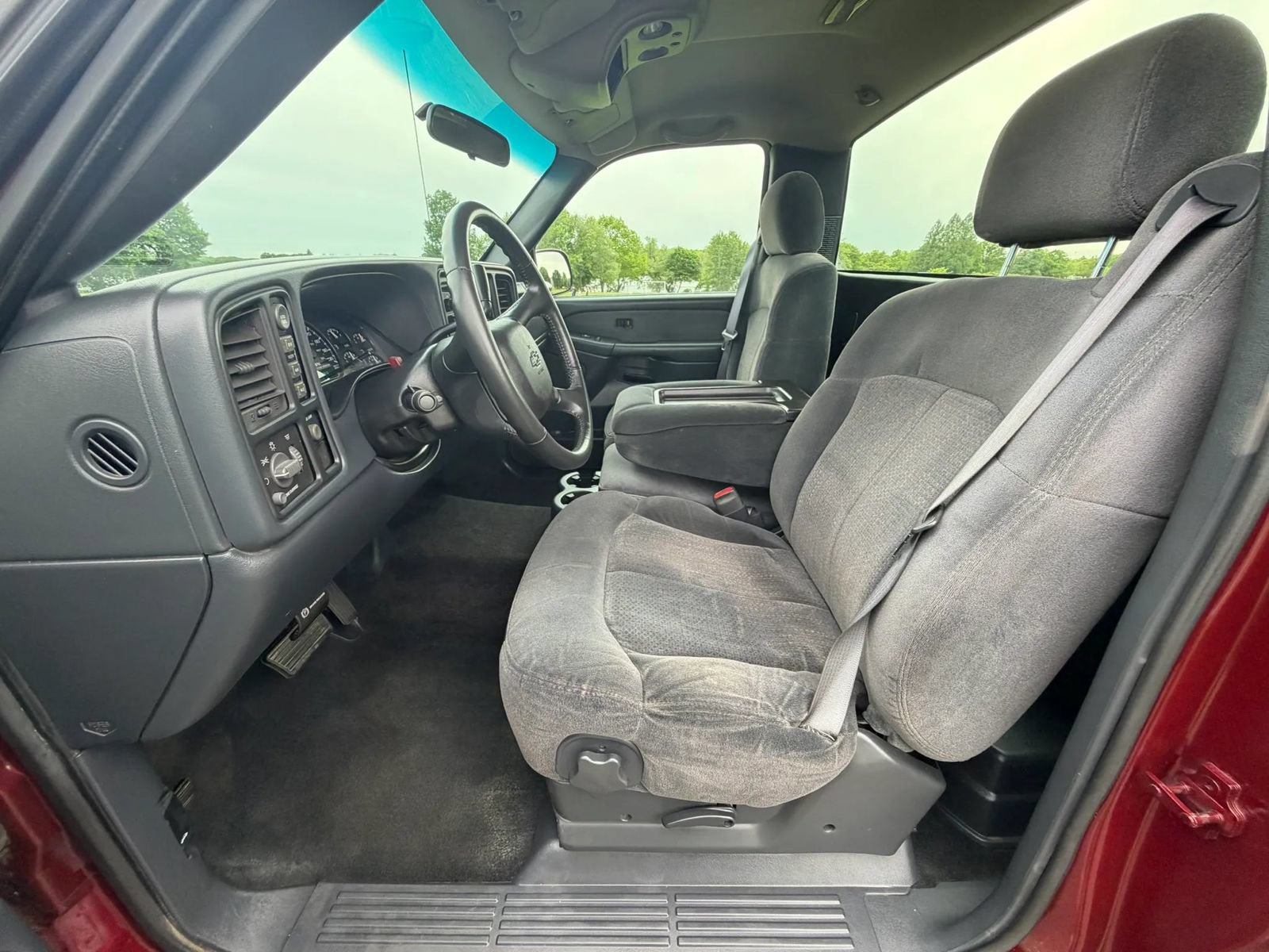 Used 2001 Chevrolet Silverado 1500 LS w/ Off-Road Chassis Pkg AWD/4WD image 55