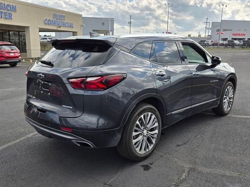 Used 2021 Chevrolet Blazer Premier w/ Driver Confidence II Package image 3