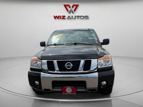 Used 2014 Nissan Titan SV w/ SV Value Truck Package AWD/4WD image 8
