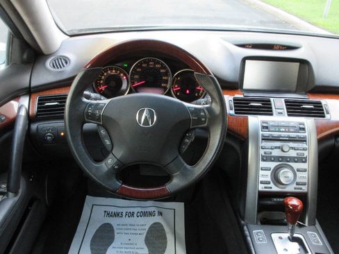 Used 2005 Acura RL AWD/4WD image 24