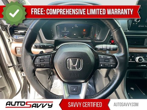 Used 2024 Honda Pilot Elite image 11