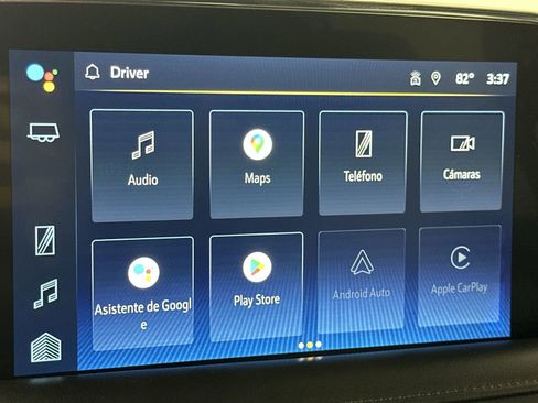 Used 2022 Chevrolet Suburban LT RWD image 18