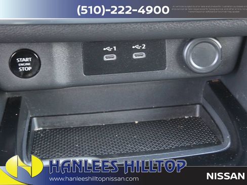 Used 2025 Nissan Rogue SV AWD/4WD image 24