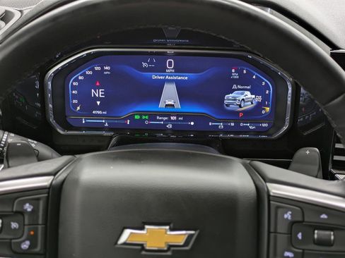 Used 2023 Chevrolet Silverado 1500 LT w/ Z71 Off-Road Package image 23