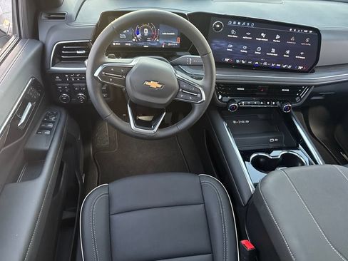 New 2026 Chevrolet Tahoe Premier w/ Sun And Tow Package AWD/4WD image 17