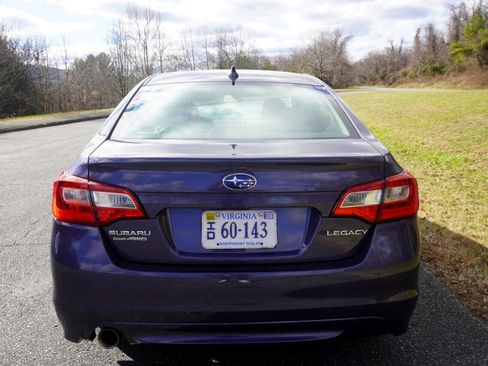 Used 2017 Subaru Legacy 2.5i Limited image 6