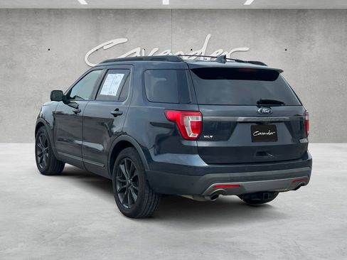 Used 2017 Ford Explorer XLT w/ Equipment Group 202A image 14