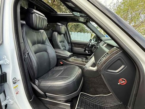 Used 2018 Land Rover Range Rover Long Wheelbase Autobiography image 11