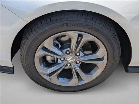 Used 2024 Honda Accord EX image 22