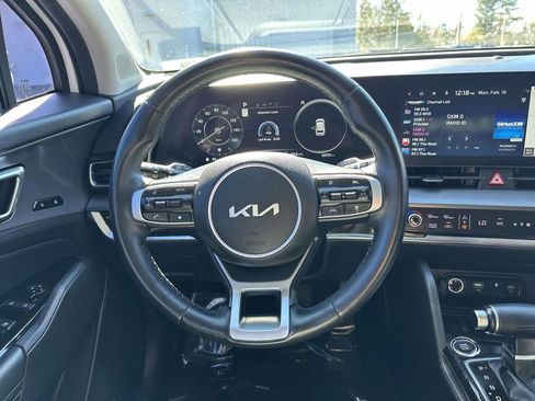 Used 2023 Kia Sportage SX image 12