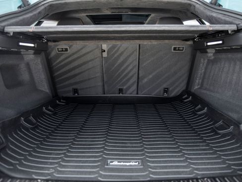 Used 2024 Lamborghini Urus S AWD/4WD image 36