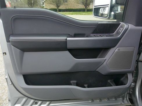 Used 2021 Ford F150 XLT w/ Equipment Group 302A High image 9