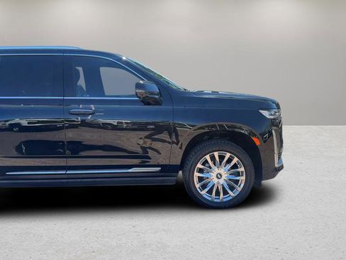 Used 2021 Cadillac Escalade Premium Luxury w/ Driver Assist Tech Package AWD/4WD image 17