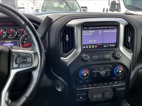 Used 2019 Chevrolet Silverado 1500 LT Trail Boss image 7