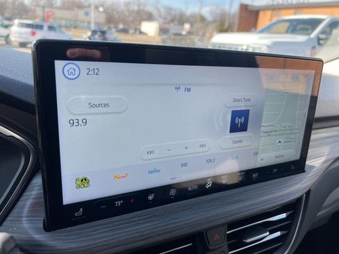 Certified 2023 Ford Escape Platinum w/ Premium Technology Package image 14