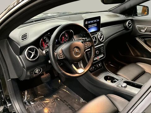 Used 2019 Mercedes-Benz CLA 250 4MATIC image 18