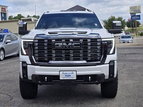 Used 2024 GMC Sierra 2500 Denali Ultimate AWD/4WD image 2