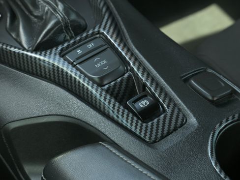 Used 2021 Chevrolet Camaro LT RWD image 26