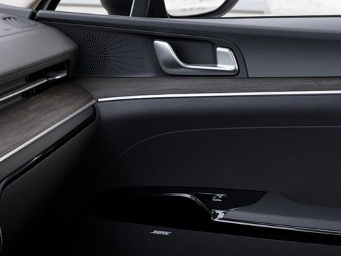 New 2026 Kia K5 EX image 25